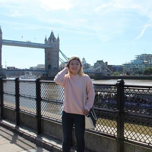 Meet your Posher, Stella